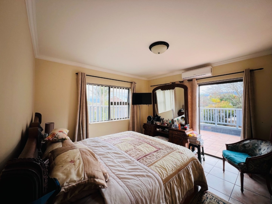 8 Bedroom Property for Sale in Rooi Rivier Rif Western Cape